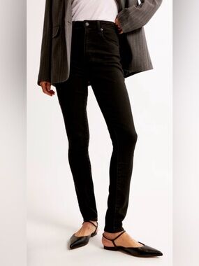 Abercrombie & Fitch Black Ultra High Rise Super Skinny Ankle Jeans - Size 0